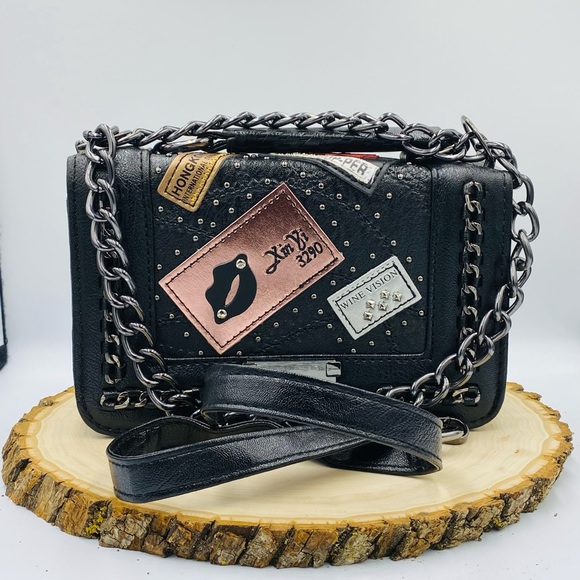 NWT ladies medal shoulder bag black - Picture 7 of 9